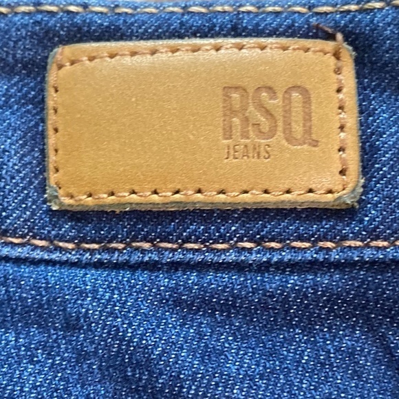 RSQ Jeans Hampton MIDI Jean Shorts Sz. 3 - Picture 4 of 5